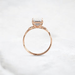 infinity-light-emerald-fire-twisted-moissanite-engagement-ring-3-ct-rose-gold-gemfora-4