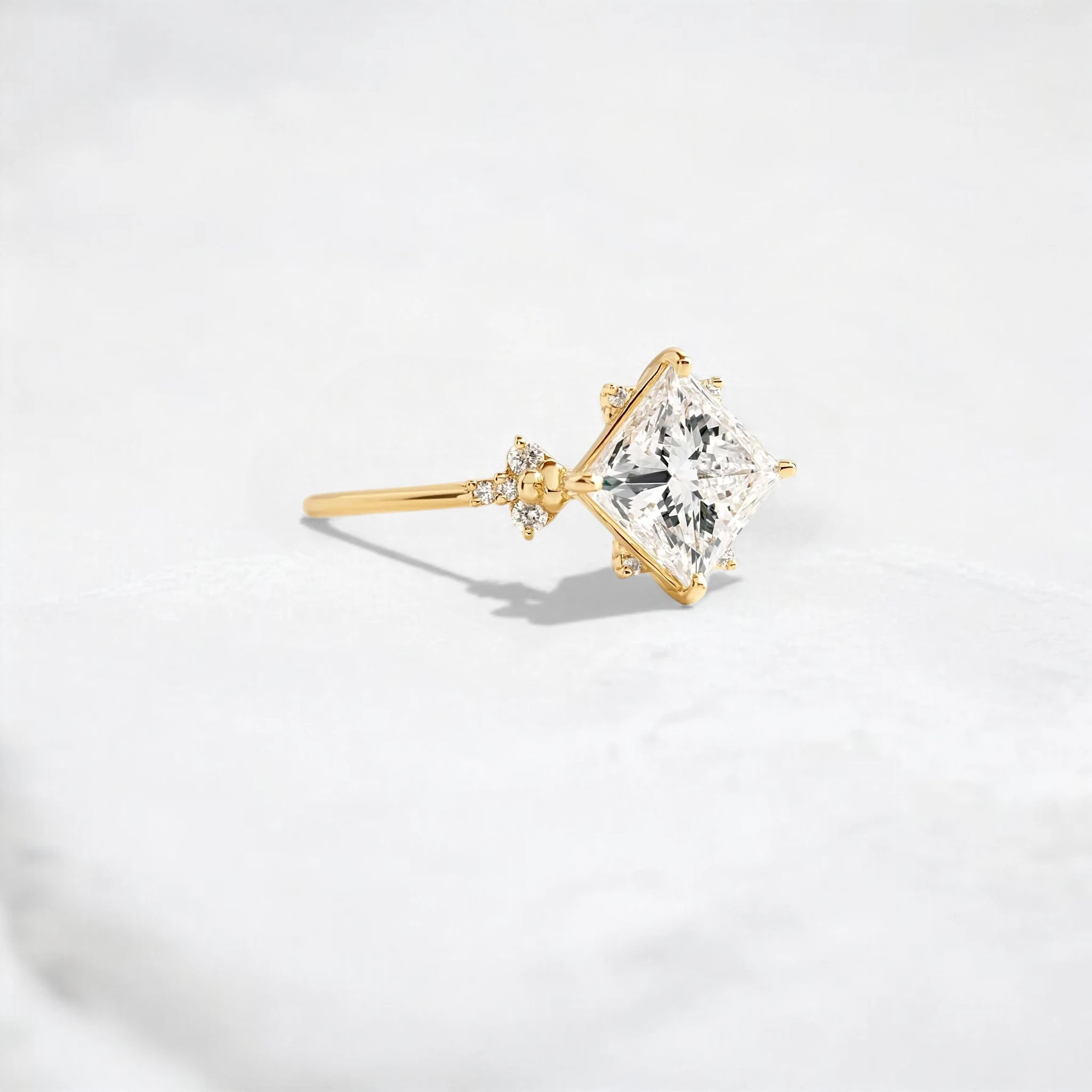 mossinite-2ct-focal-diamond-princess-cut-cluster-engagement-ring-8