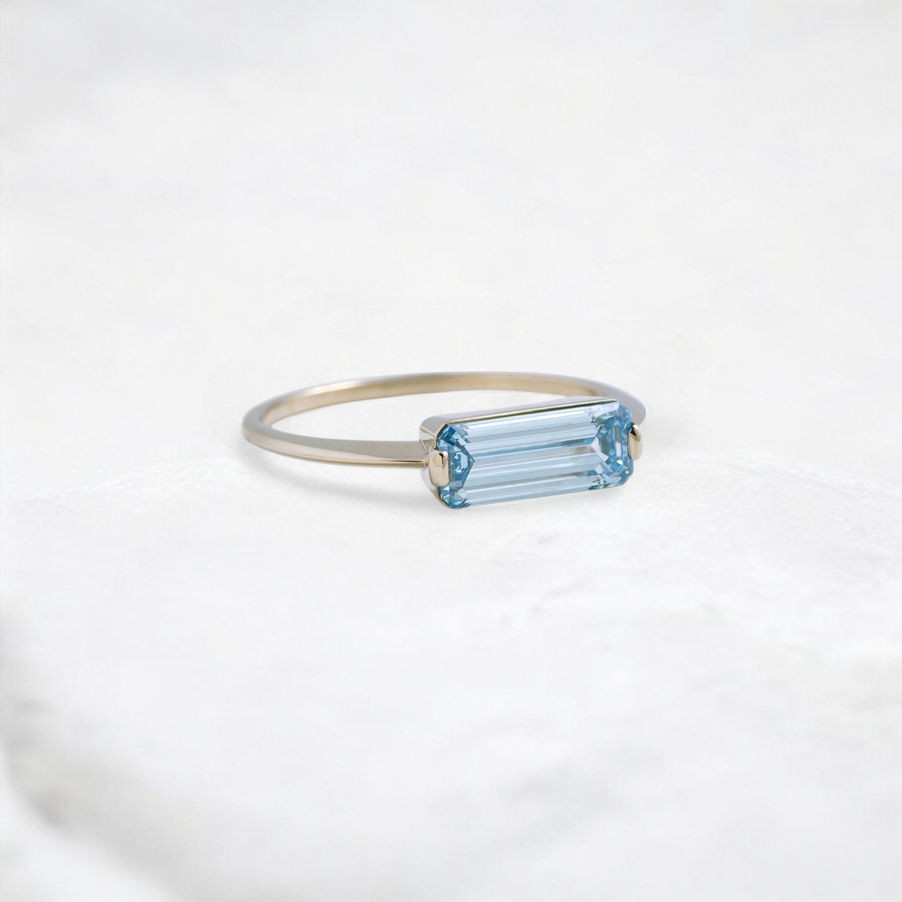 ocean-verse-emerald-blue-diamond-engagement-solitaire-ring-1-40-ct-white-gold-gemfora-2