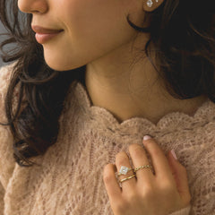 princess-cut-1.5ct-stone-cluster-band-engagement-ring-5