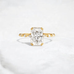 radiant-cut-1.5ct-halo-style-focal-diamond-engagement-ring-1