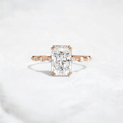 radiant-cut-1.5ct-halo-style-focal-diamond-engagement-ring-6