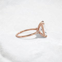 radiant-cut-2ct-focal-diamond-halo-engagement-ring-6