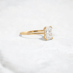 radiant-stone-elegance-2ct-solitaire-engagement-ring-5