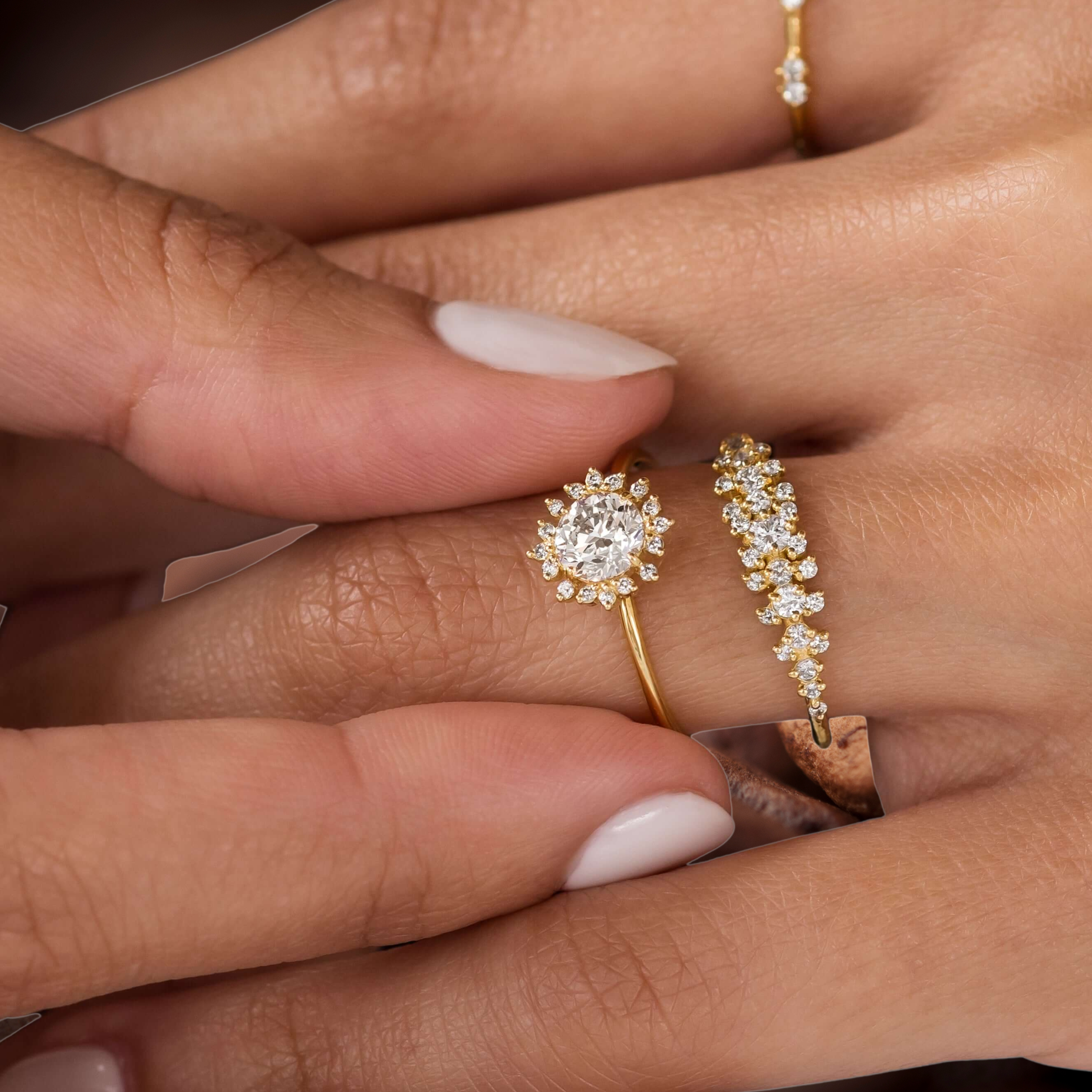 silent-halo-shine-round-moissanite-engagement-ring-model-gemfora-2