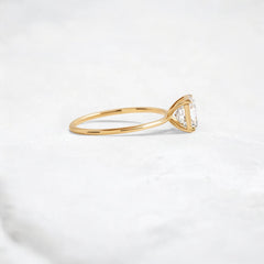 solitaire-asscher-cut-2.5ct-focal-engagement-ring-4