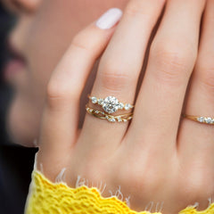 Round Moissanite Engagement Gold Ring