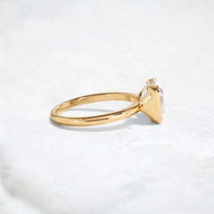 the-radiance-asscher-cut-2.5ct-engagement-ring-with-half-bezel-5