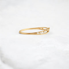 unity-shine-round-criss-cross-women_s-pave-wedding-band-ring-yellow-gold-gemfora-4