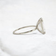 whispered-grace-emerald-moissanite-engagement-promise-ring-4-ct-white-gemfora-3