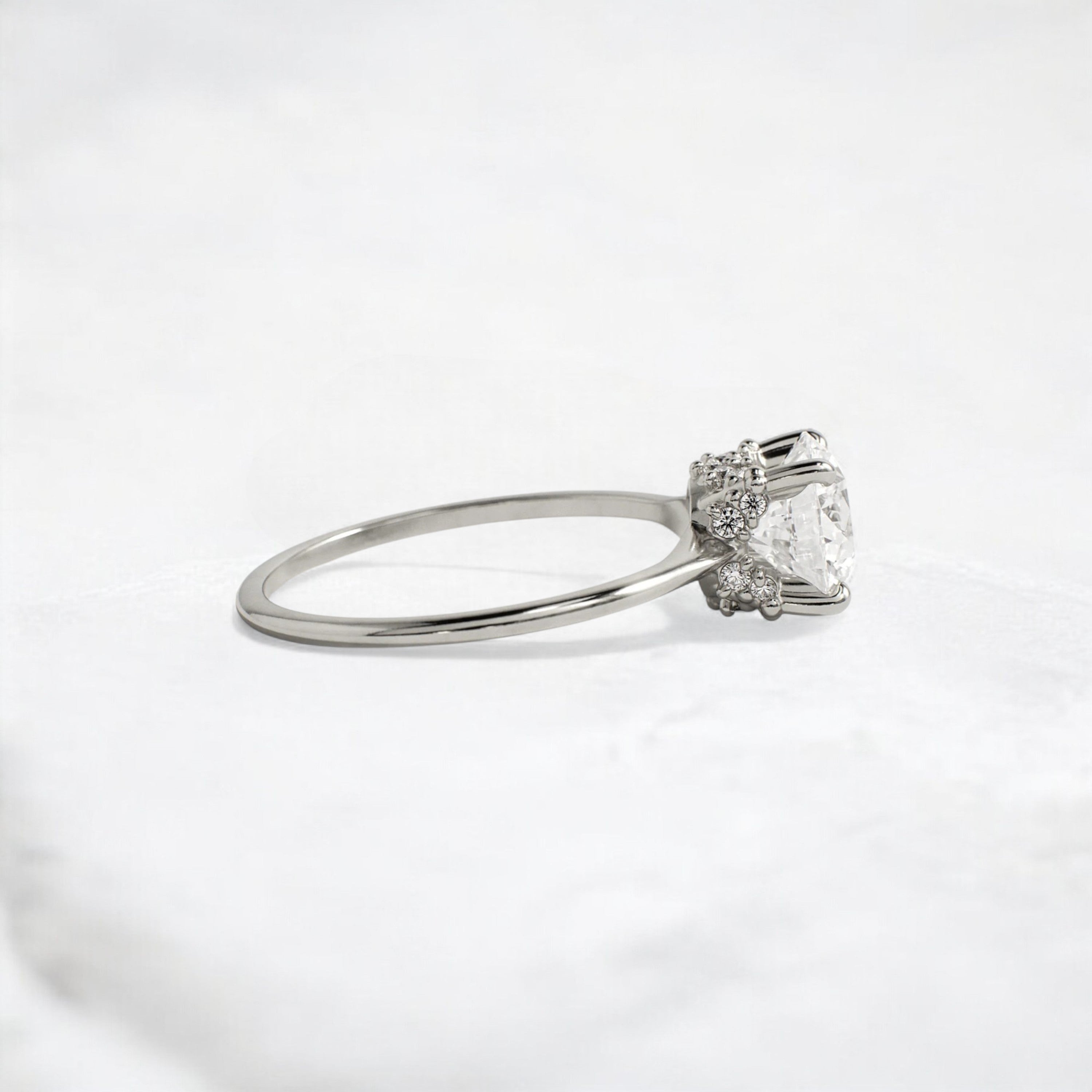 whispering-aurora-round-v-embrace-solitaire-engagement-ring-2-carat-platinum-gemfora-3