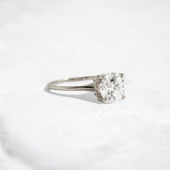 whispering-aurora-round-v-embrace-solitaire-engagement-ring-2-ct-white-gold-gemfora-2