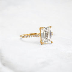 whispers-of-eternity-emerald-pave-diamond-engagement-ring-2-50-ct-yellow-gold-gemfora-2