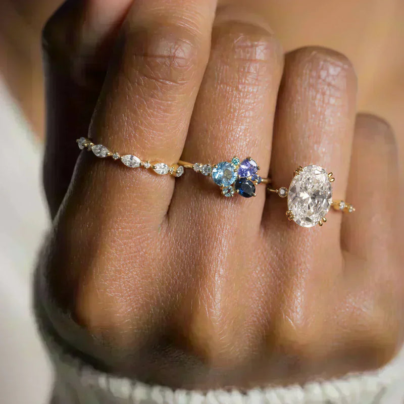 oval-cut-moissanite-ring