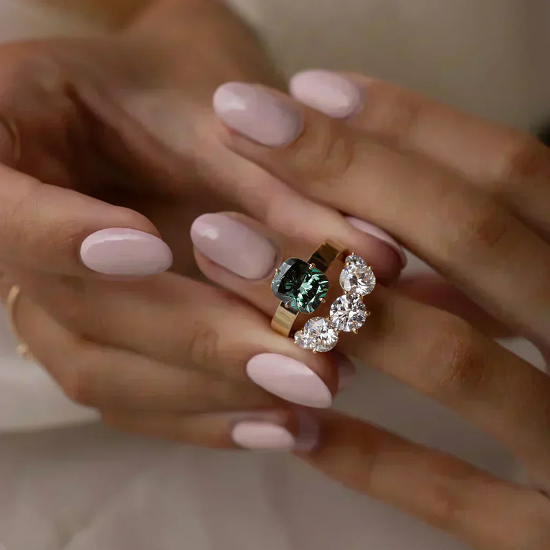 stunning-colored-diamond-engagement-ring