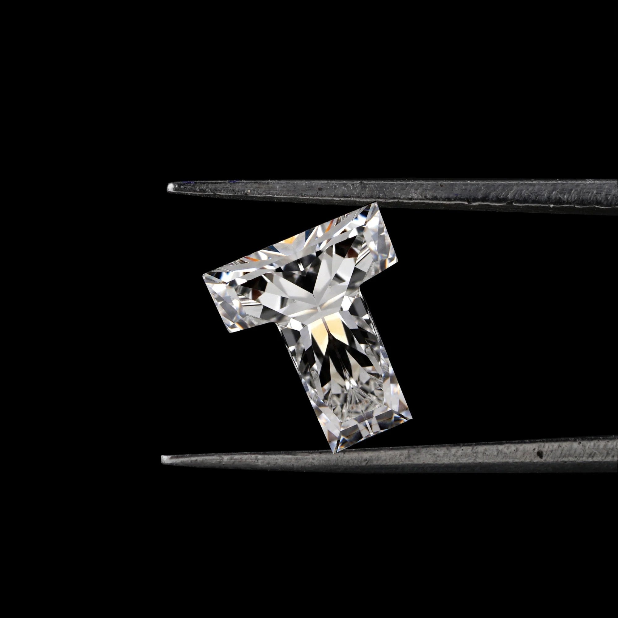 0.25ct-t-shape-lab-grown-diamond