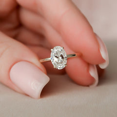 1-5-ct-oval-cut-four-prong-moissanite-halo-engagement-ring