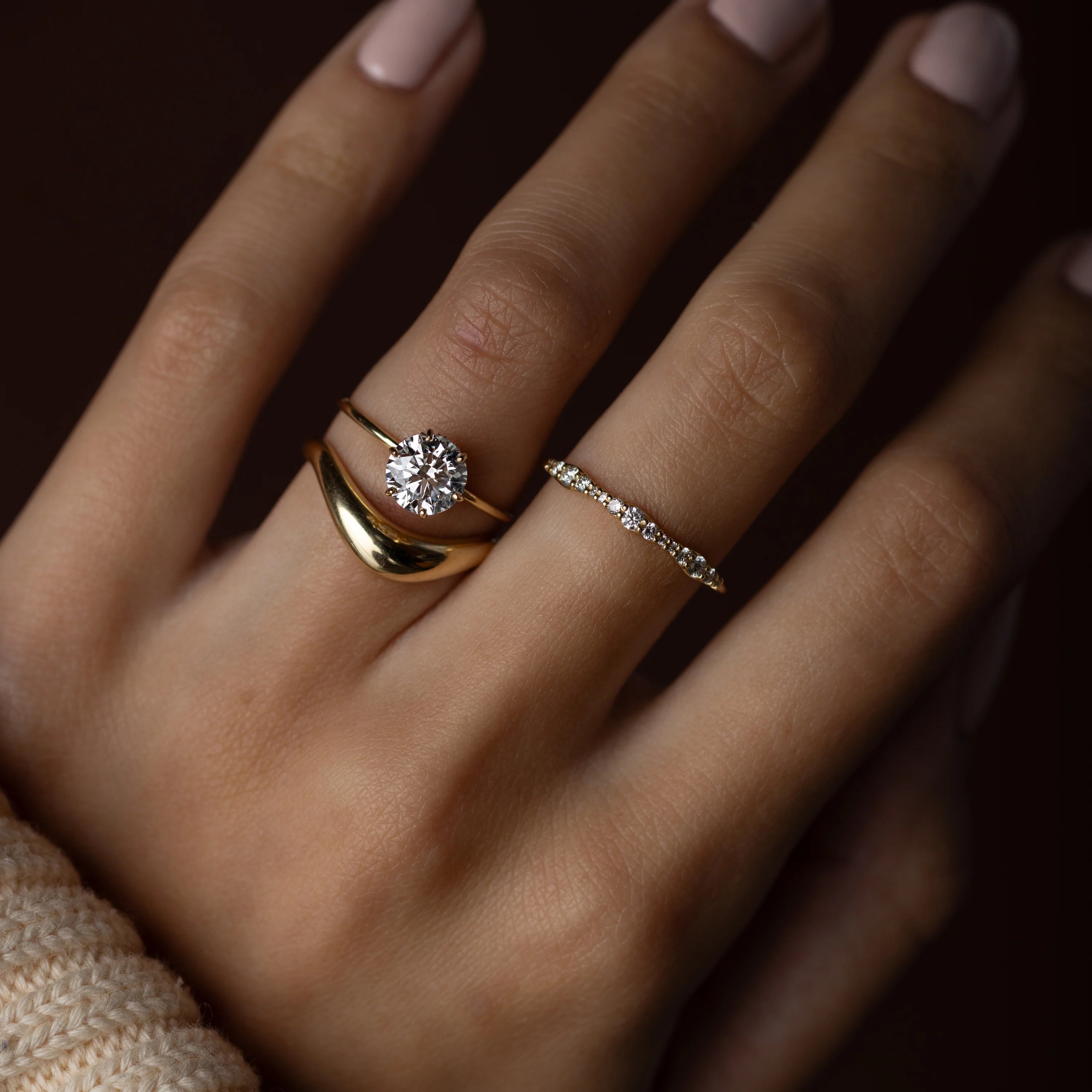 1.32ct-golden-round-cut-moissanite-diamond-engagement-ring-yellow-gold-gemfora-7