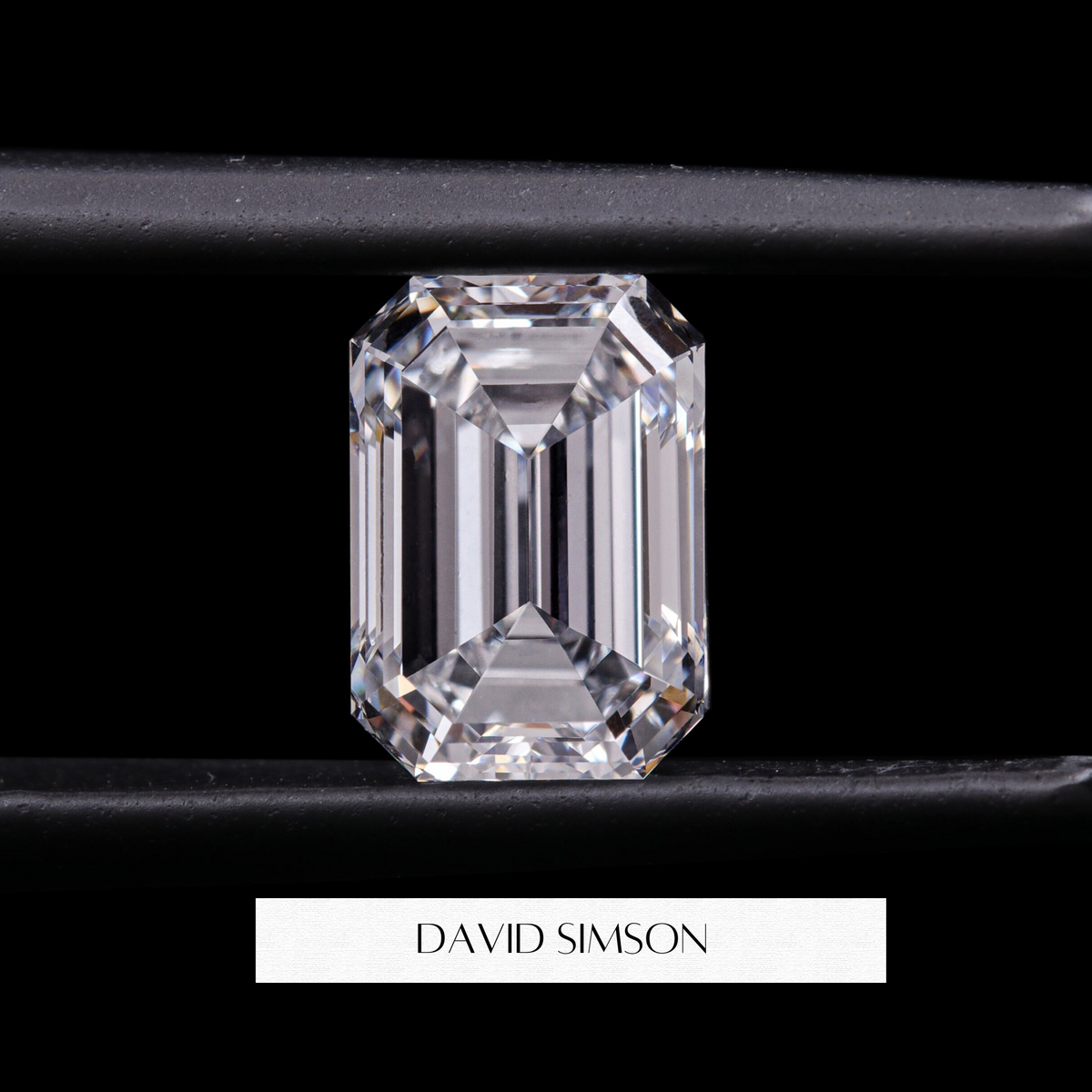 0.94CT Emerald Cut Lab-Grown Diamond