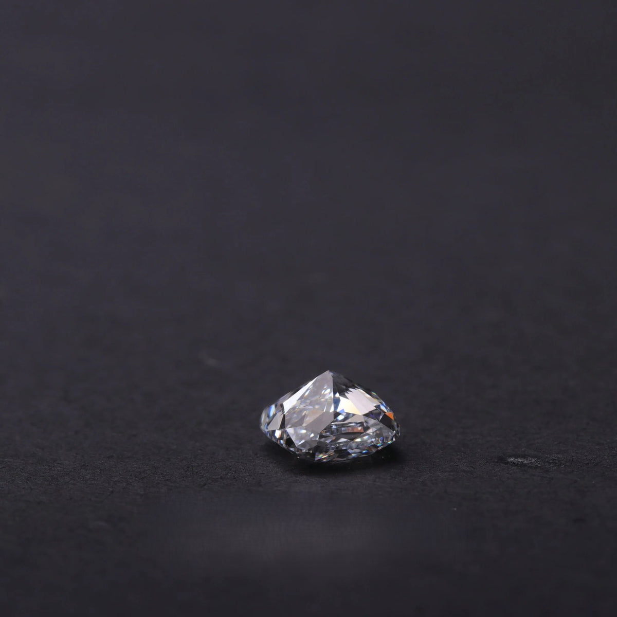2.01ct-cushion-cut-lab-grown-diamond