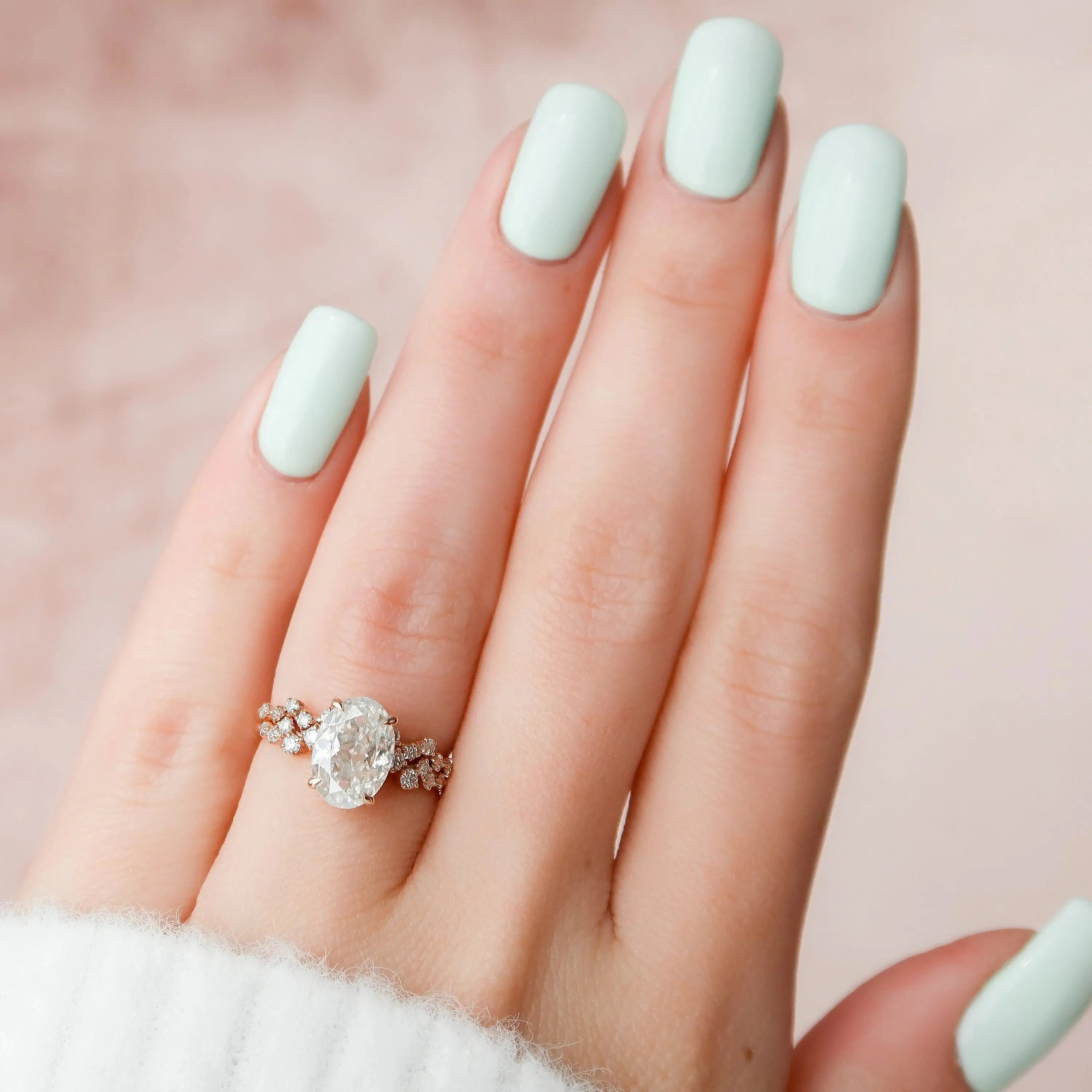 2.0CT oval moissanite hidden halo engagement ring