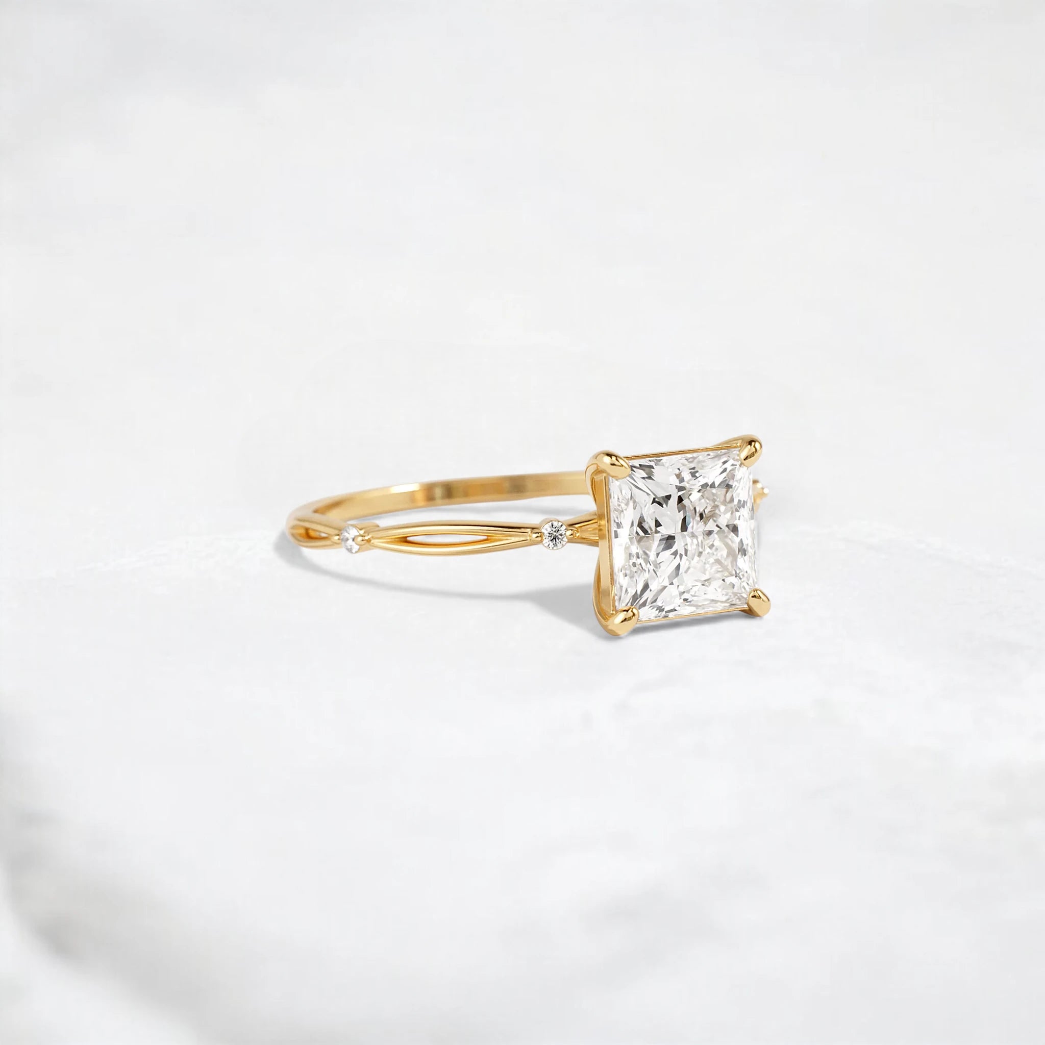 2ct-princess-cut-mossainite-diamond-twisted-engagement-ring-4