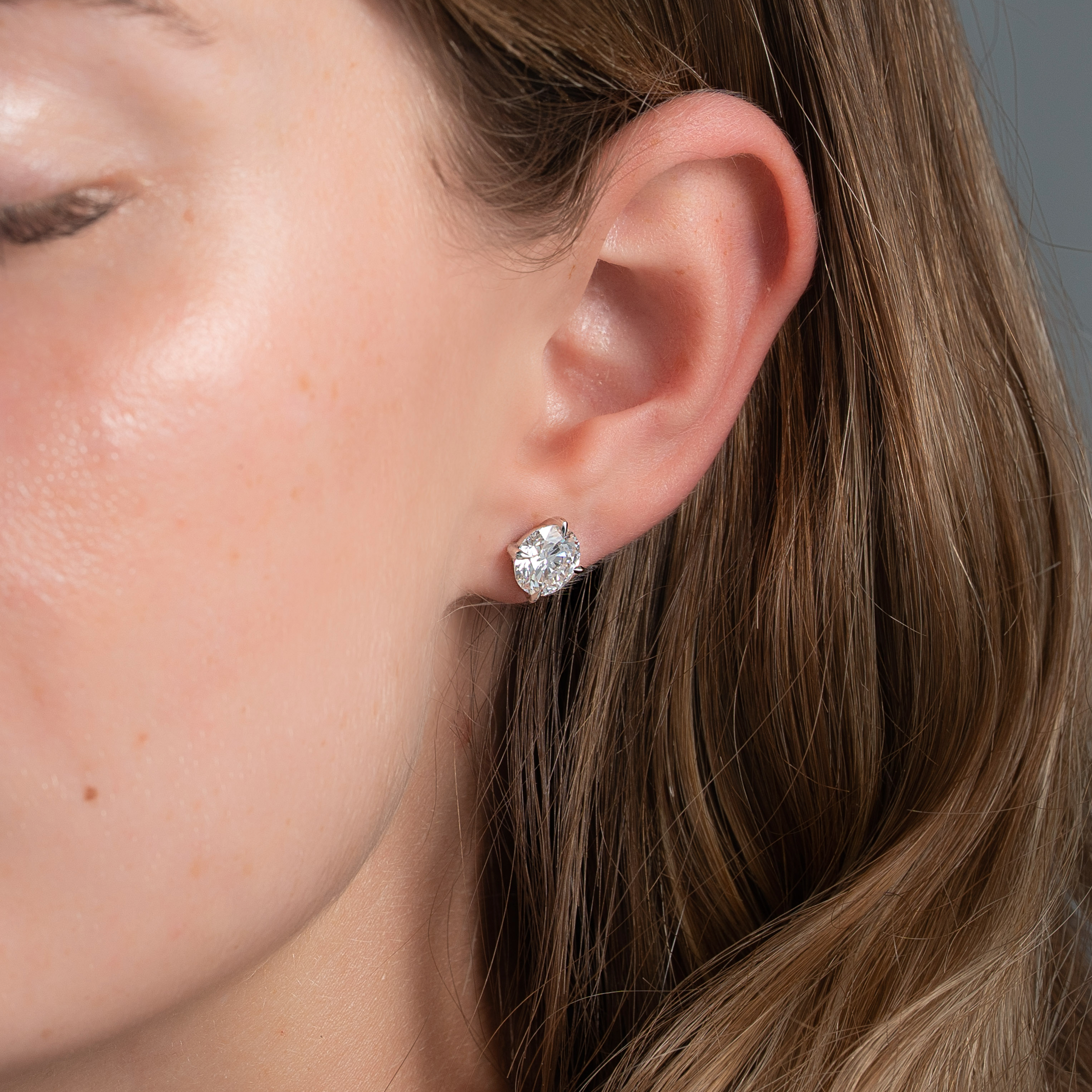 4-carat-round-lab-grown-stud-earrings-in-14k-white-gold-48