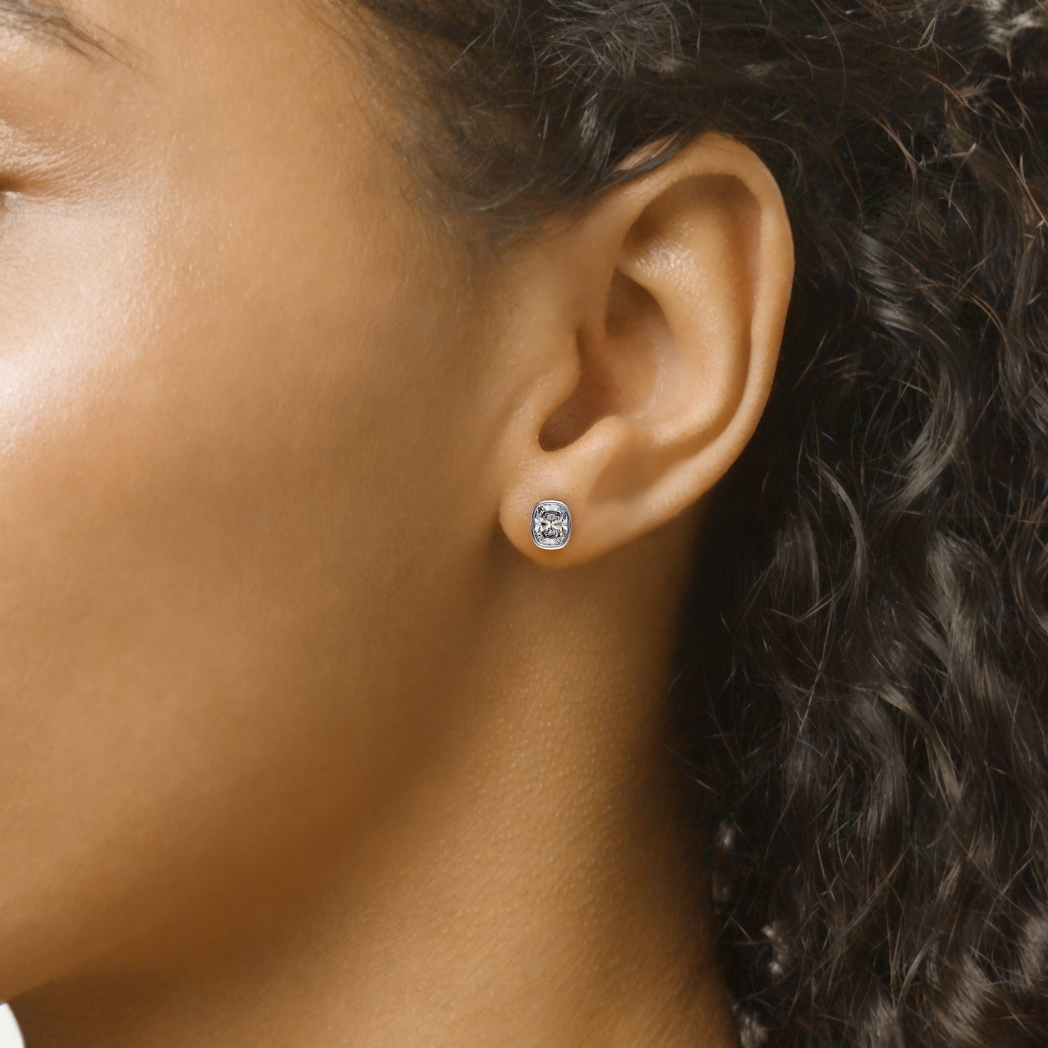 2-carat-elongated-cushion-lab-grown-stud-earrings-in-14k-white-gold-22
