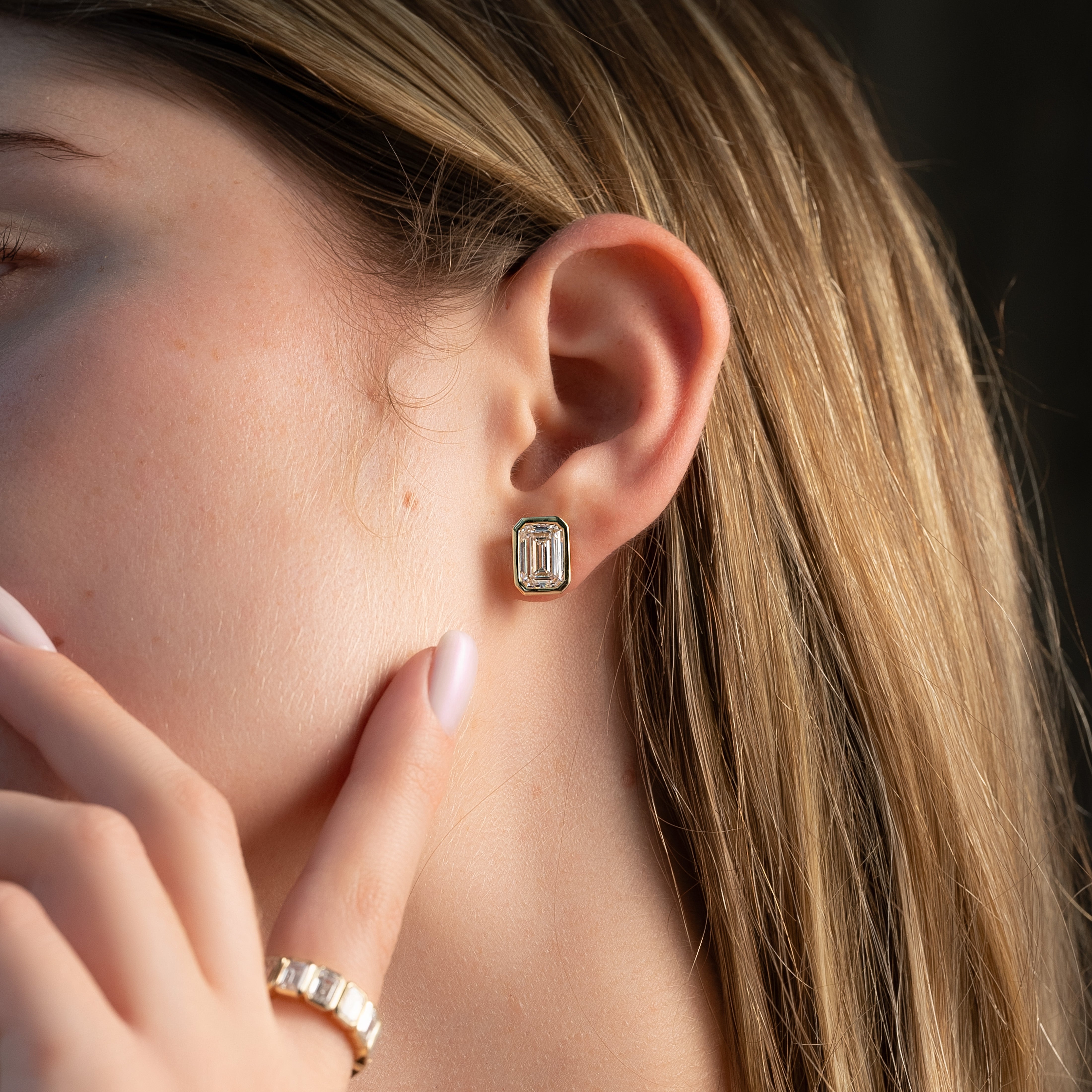 5-carat-emerald-lab-grown-stud-earrings-in-14k-yellow-gold-18