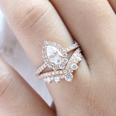 1.0CT Pear Cut Solitaire Moissanite Halo Pave Bridal Engagement Ring Set