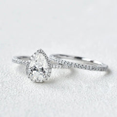 1.33CT Pear Cut Moissanite Diamond Halo Engagement Ring Bridal Set