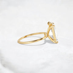 brilliance-radiant-cut-2ct-cluster-type-engagement-ring-4