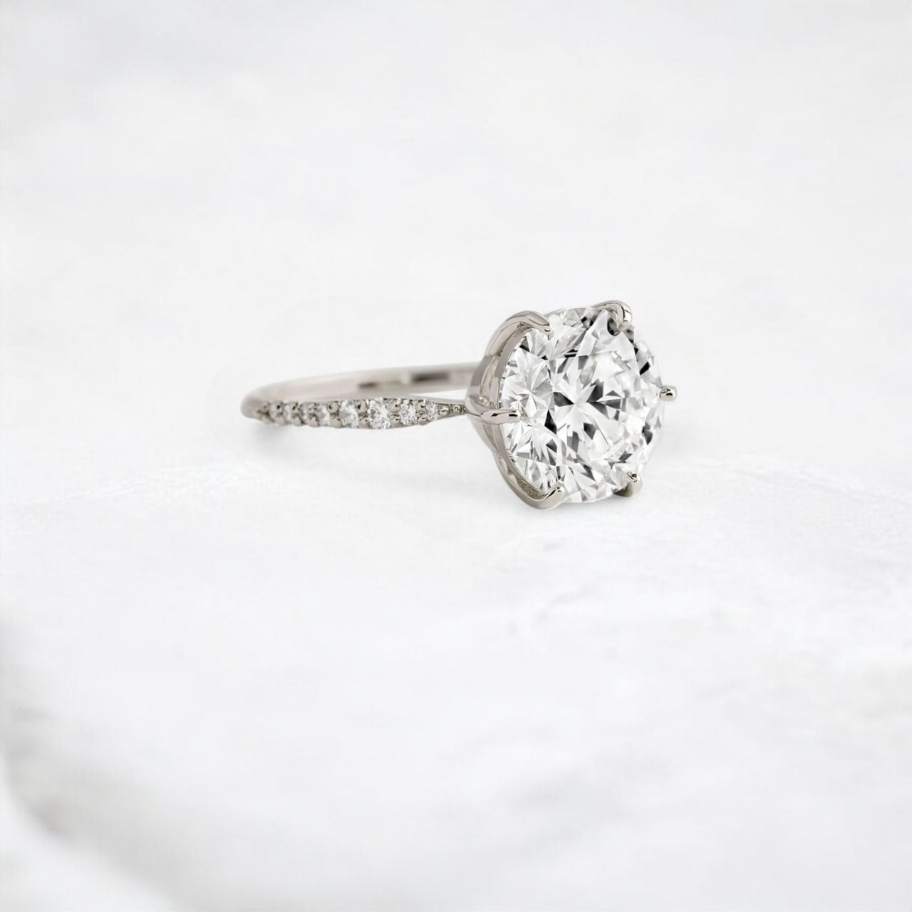 brilliant-round-cut-diamond-moissanite-engagement-ring-3-ct-platinum-gemfora-2