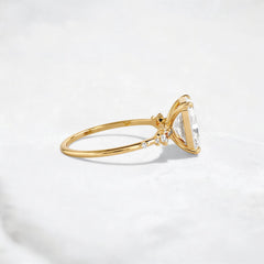 cluster-elegance-2ct-radiant-cut-shine-stone-engagement-ring-4