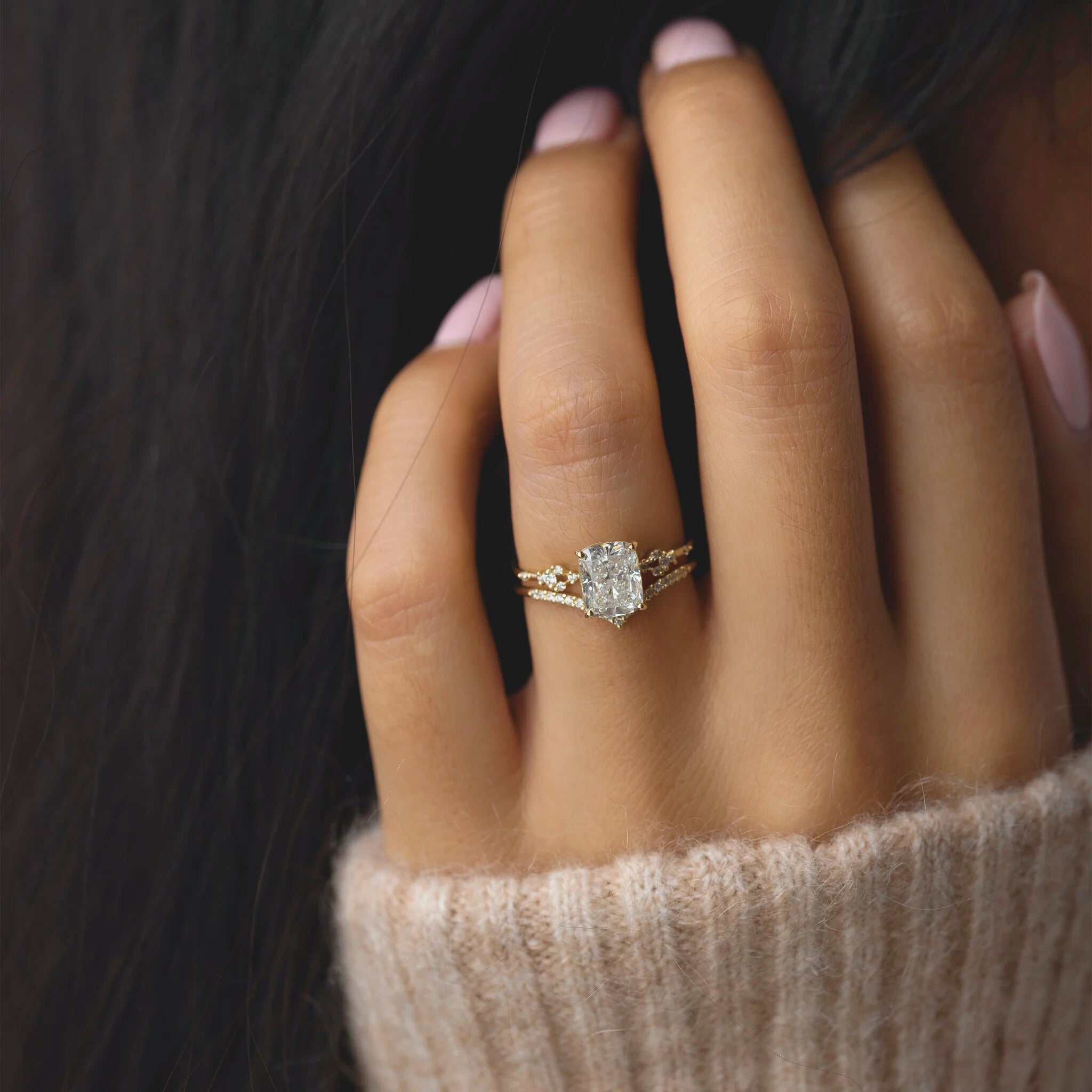 cushion-cut-2ct-moissanite-diamond-cluster-engagement-ring-3