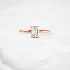 eternal-grace-emerald-solitaire-moissanite-engagement-ring-1-ct-rose-gold-gemfora