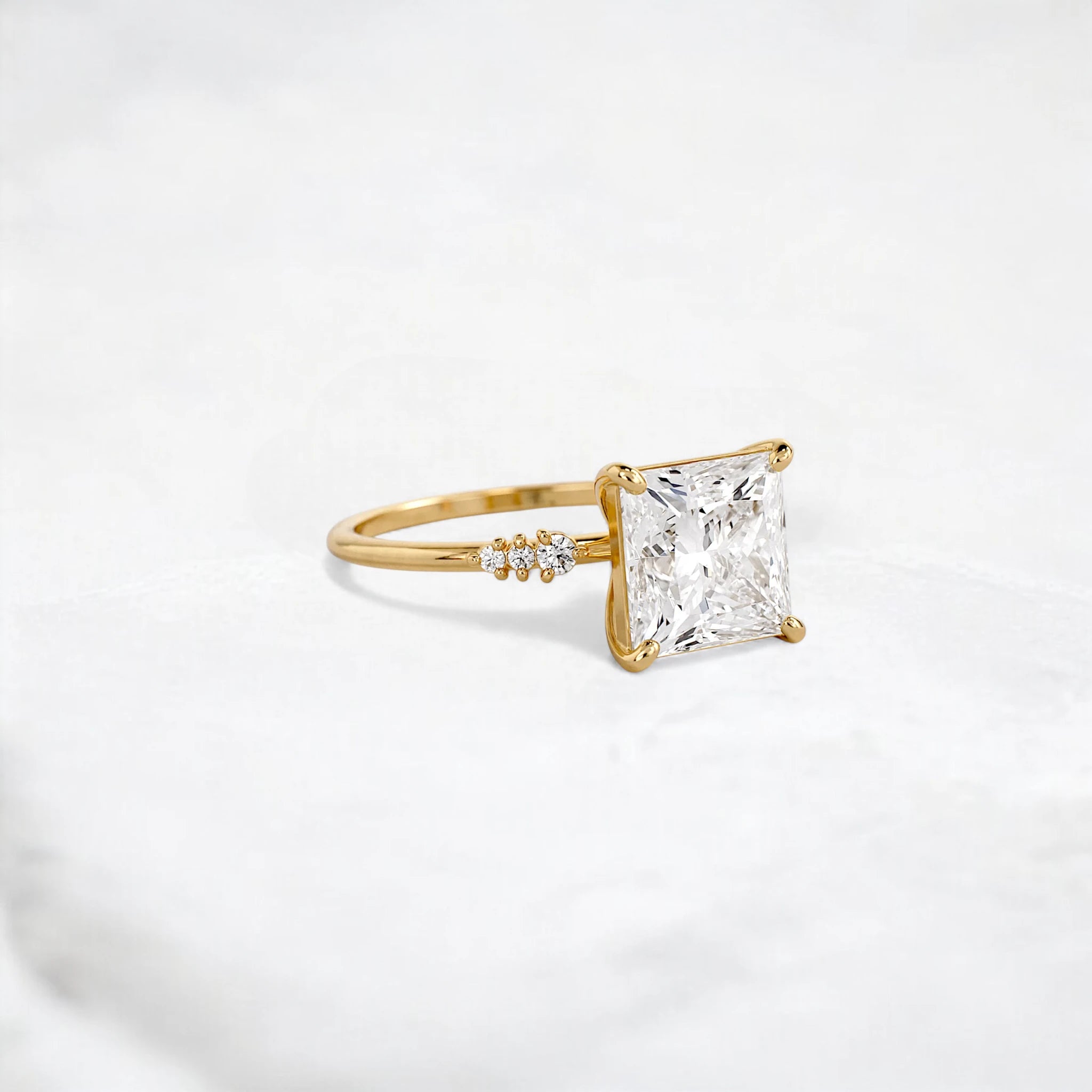 golden-aura-princess-halo-2ct-dimond-engagement-ring-3