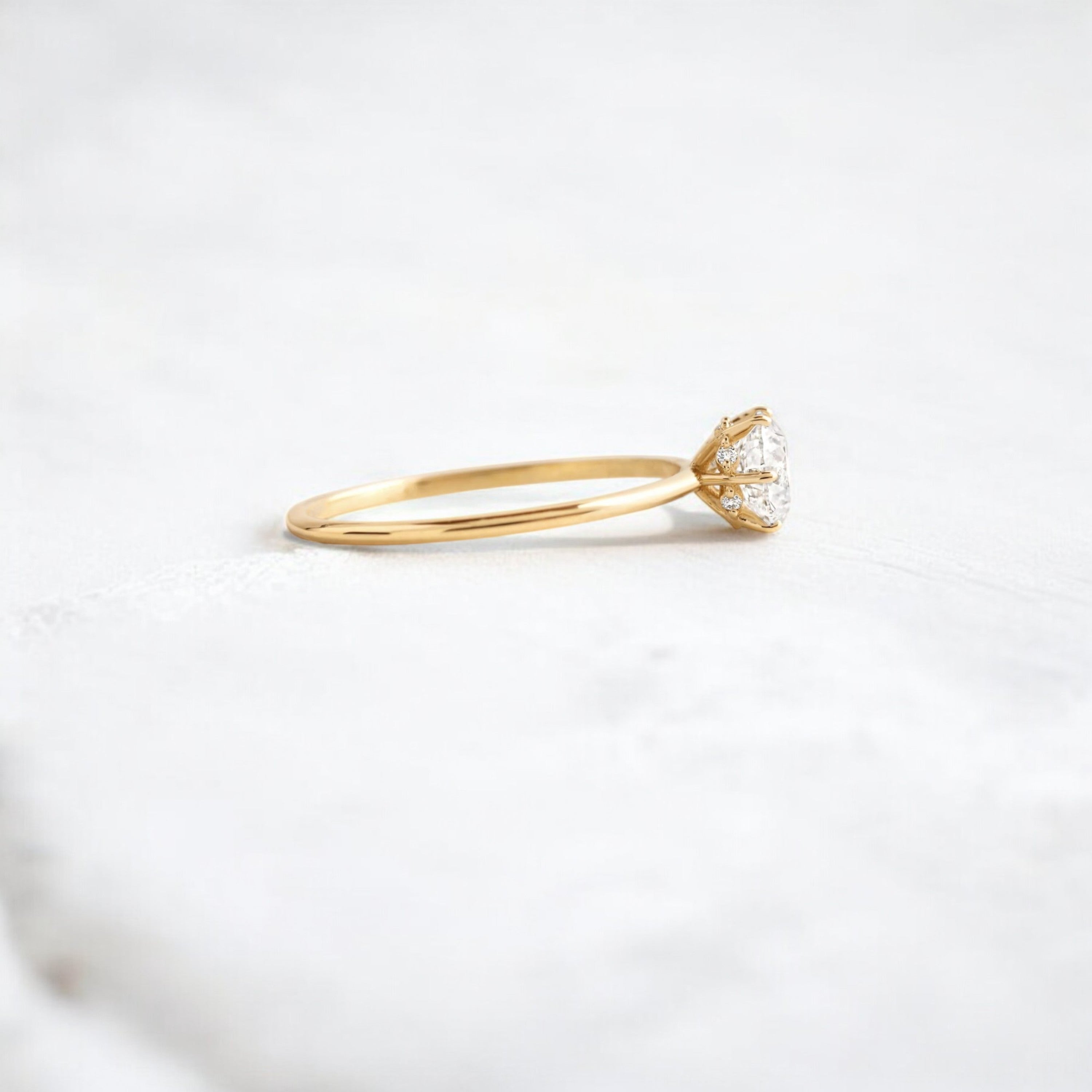 handmade-2-ct-round-moissanite-gold-ring–timeless-beauty-7-ct-yellow-gold-gemfora-3