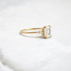 handmade-cluster-emerald-double-prong-moissanite-engagement-ring-1-01-yellow-gold-gemfora-2