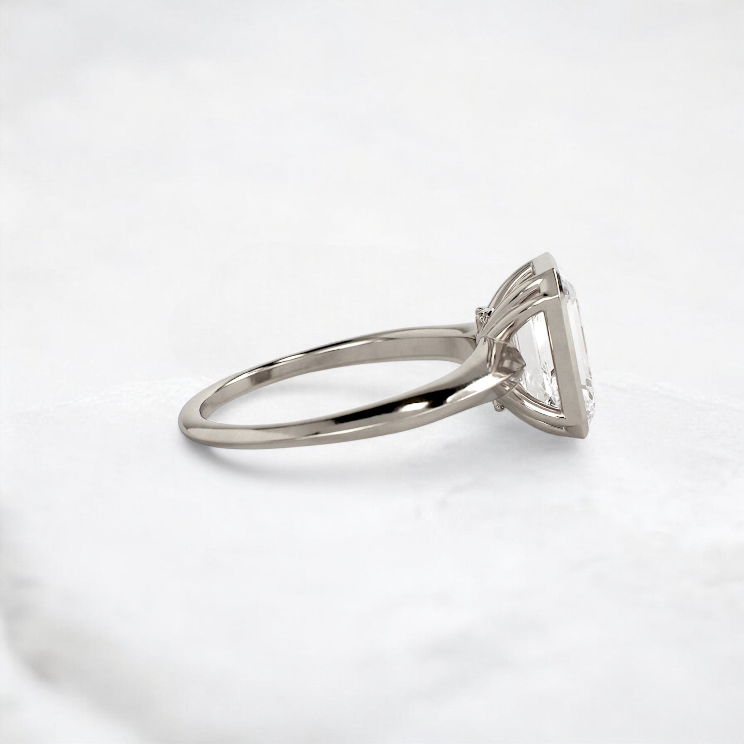 hidden-muse-emerald-glow-bezel-moissanite-engagement-ring-3-ct-white-gold-gemfora-3