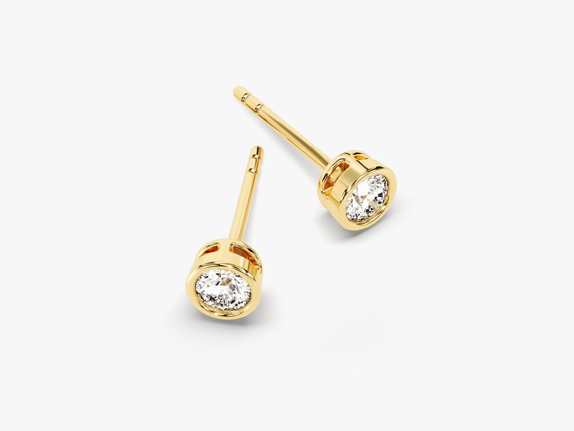 0.30ct Round Cut Bezel Set Moissanite Diamond Earrings