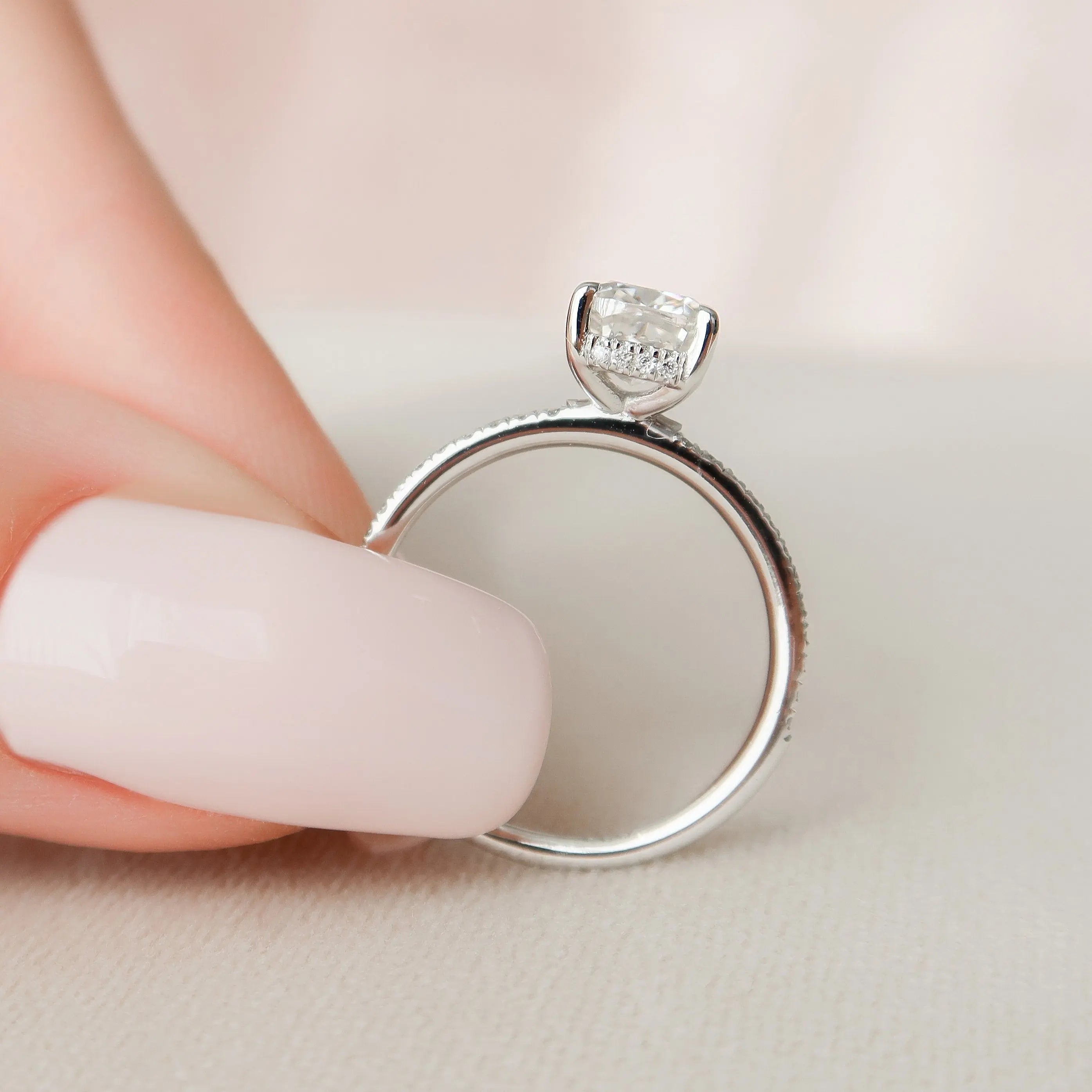 1.0CT Cushion Cut Moissanite Halo Engagement Ring