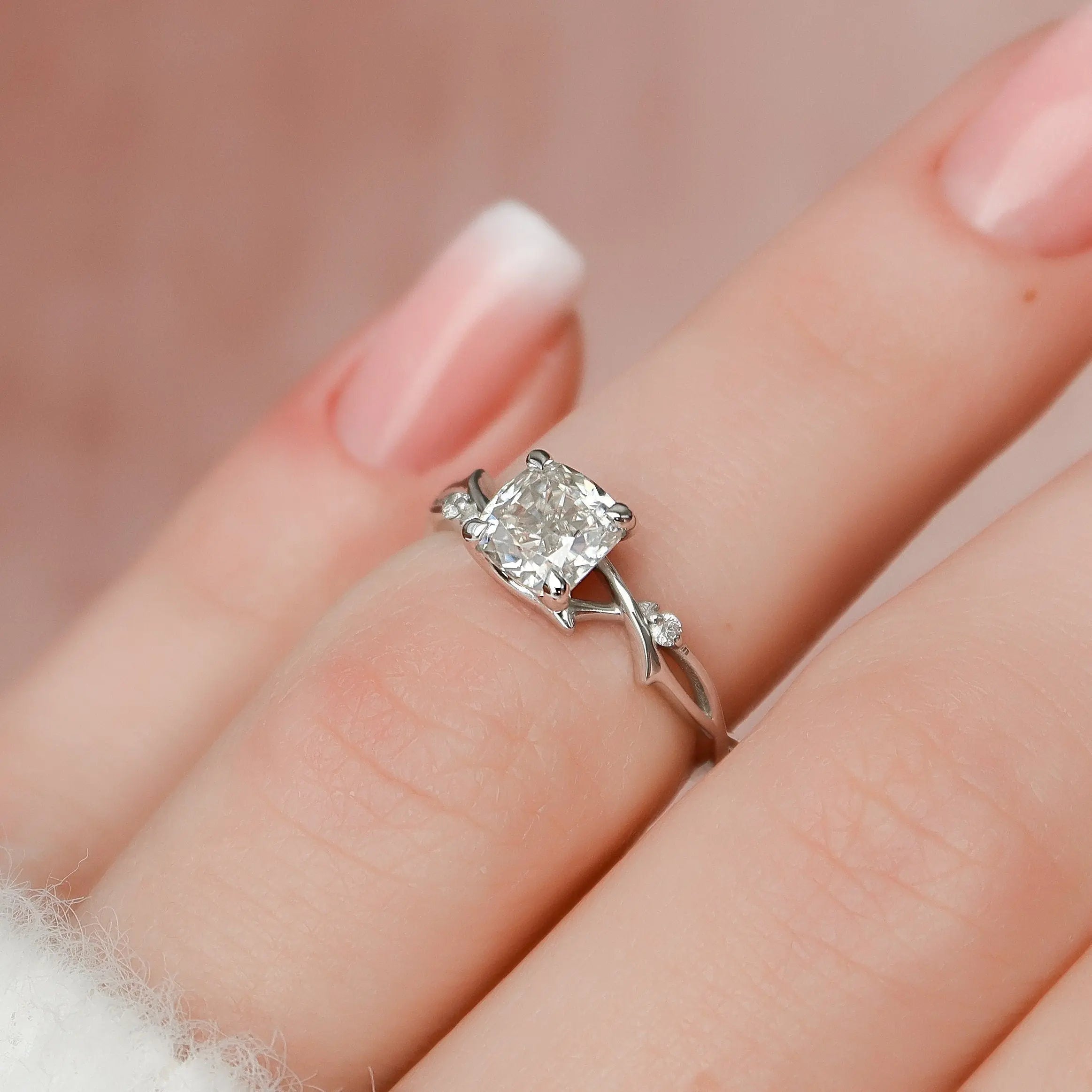 Moissanite-Rings-Near-me-Texas,usa
