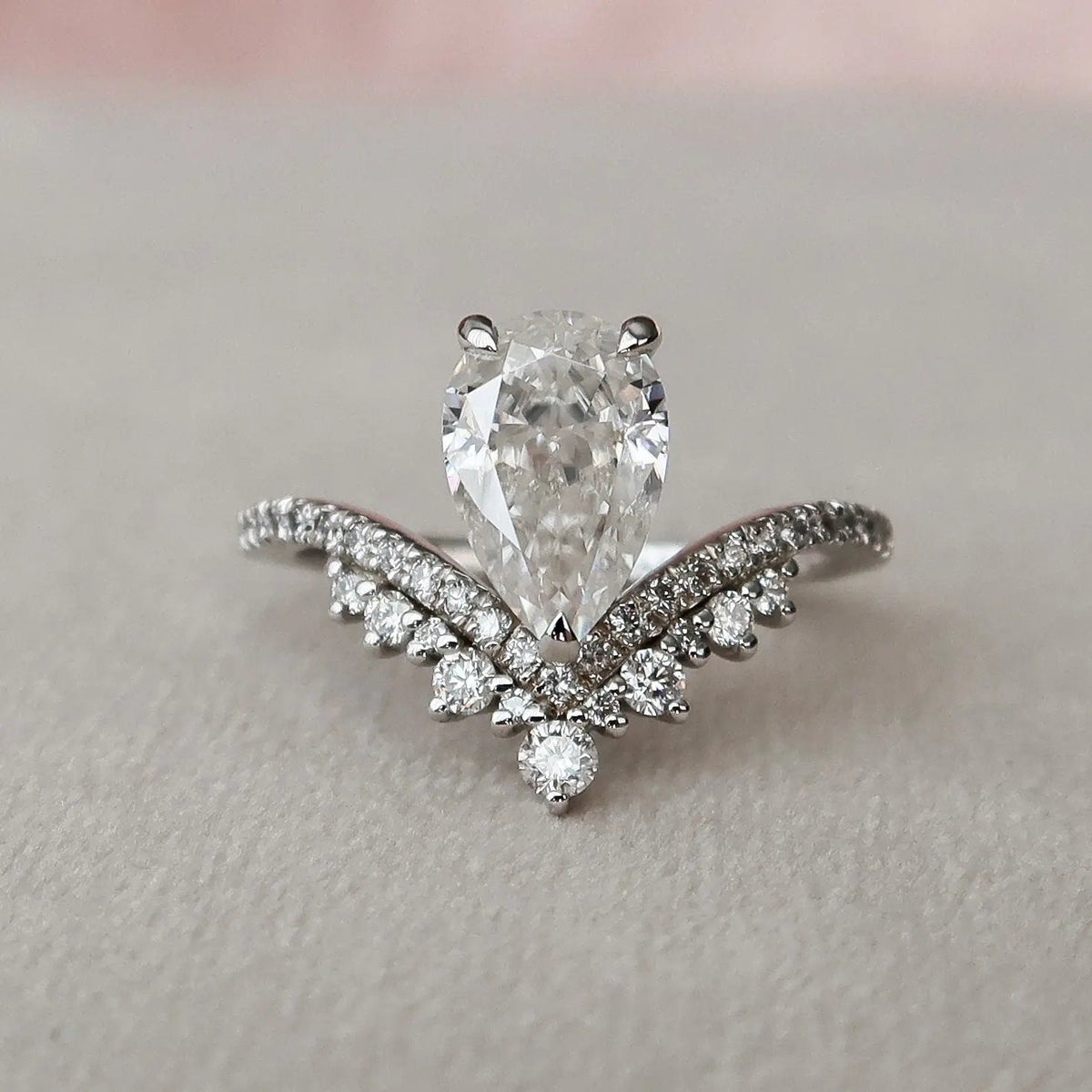Pear Bridal 1.50CT Lab-Grown Diamond Chevron Vintage Engagement Ring