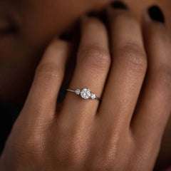 luna-light-round-sparkle-moissanite-engagement-ring-model-white-gold-gemfora-1