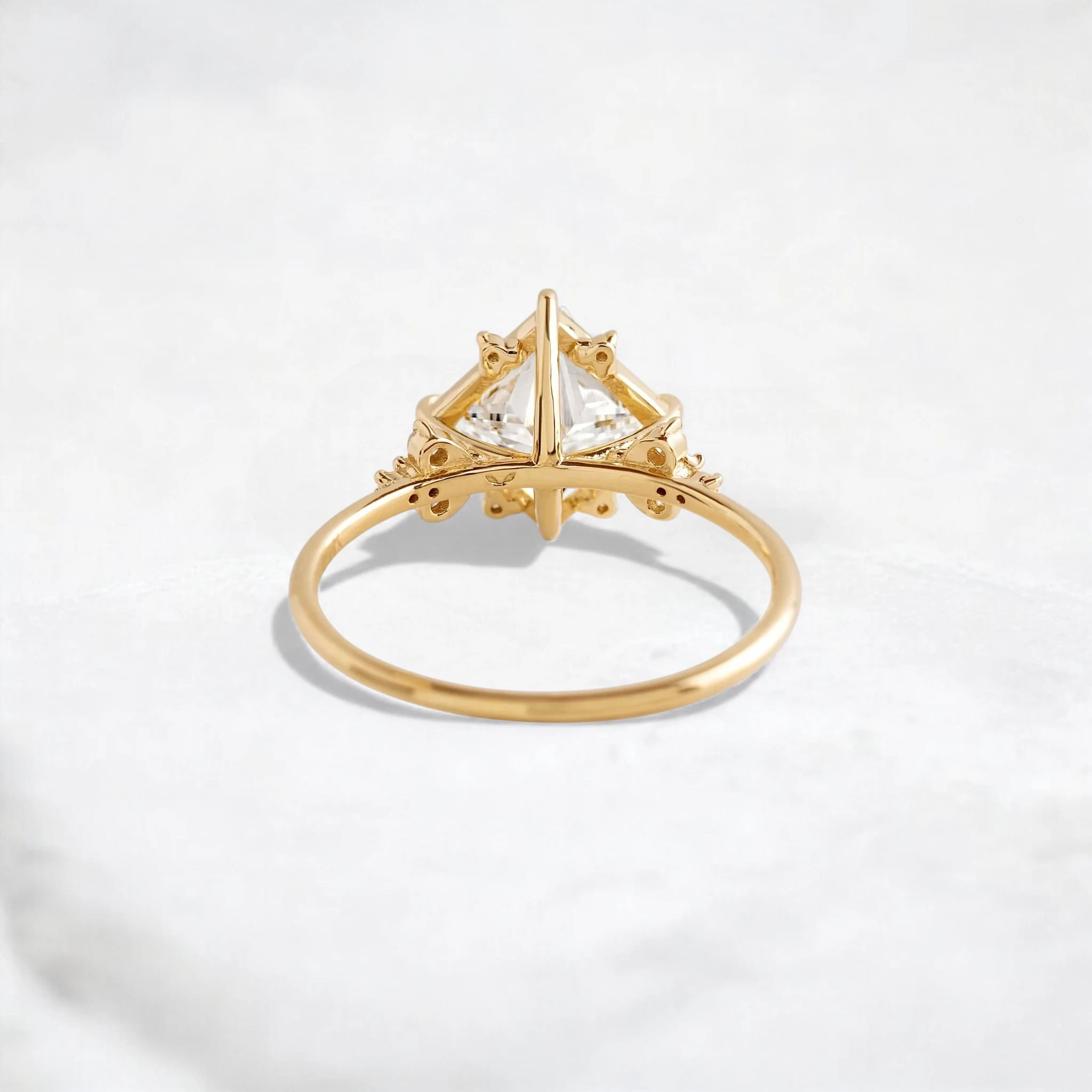 mossinite-2ct-focal-diamond-princess-cut-cluster-engagement-ring-11
