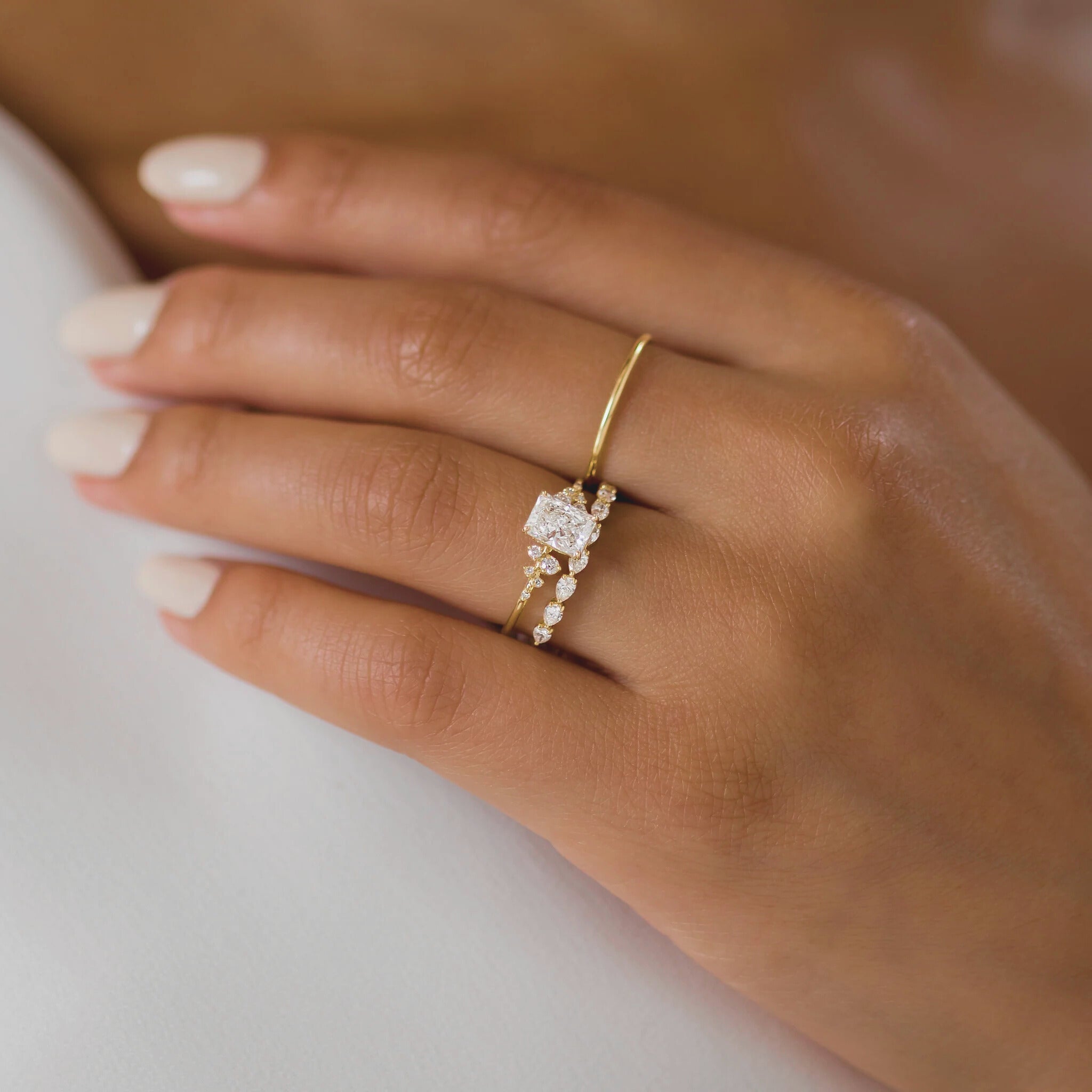 radiant-cut-2ct-cluster-mossainite-dimond-engagement-ring-5