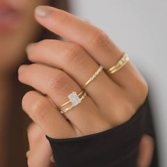 radiant-stone-elegance-2ct-solitaire-engagement-ring-4