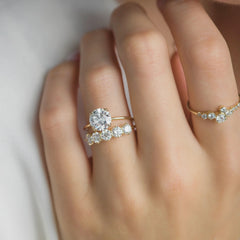 round-cut-1.5ct-solitaire-moissanite-engagement-ring-2