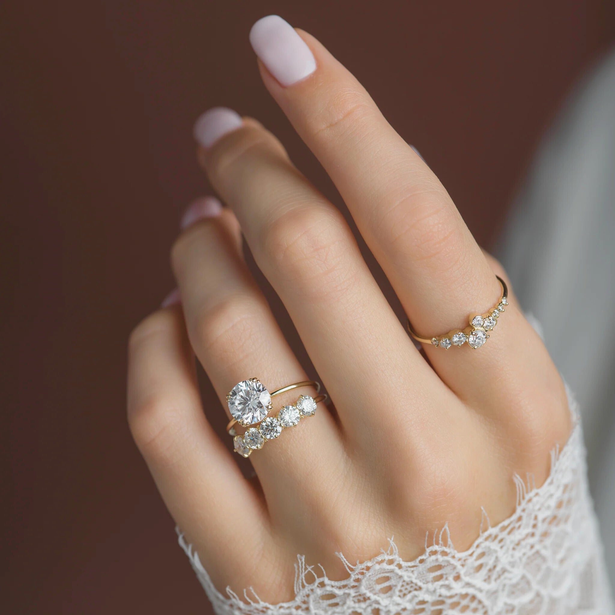 round-cut-1.5ct-solitaire-moissanite-engagement-ring-3